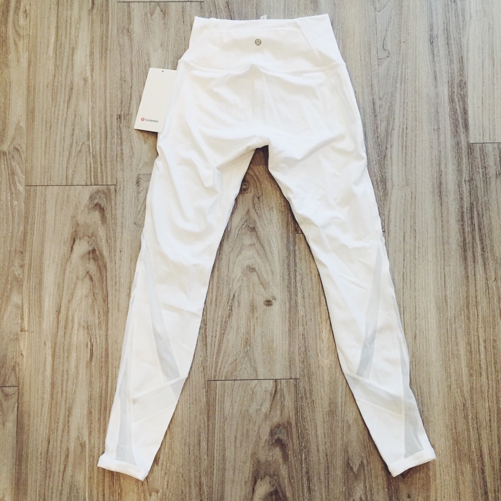 Lululemon High Rise Mesh 28" - Picture 3 of 7